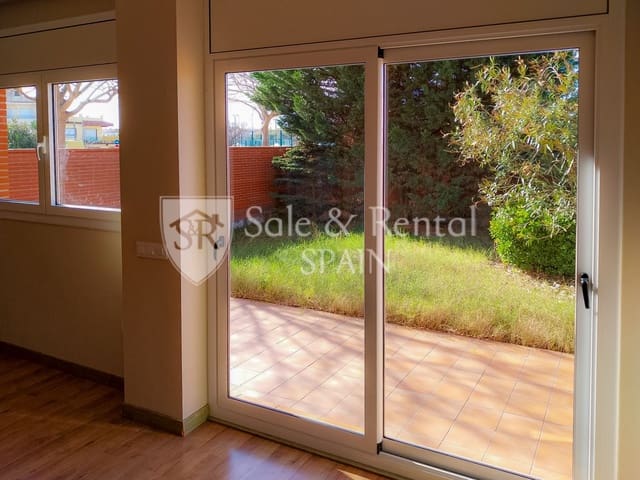 5 slaapkamer Halfvrijstaande villa te koop in Malgrat de Mar met garage - € 430.000 (Ref: 9590645)