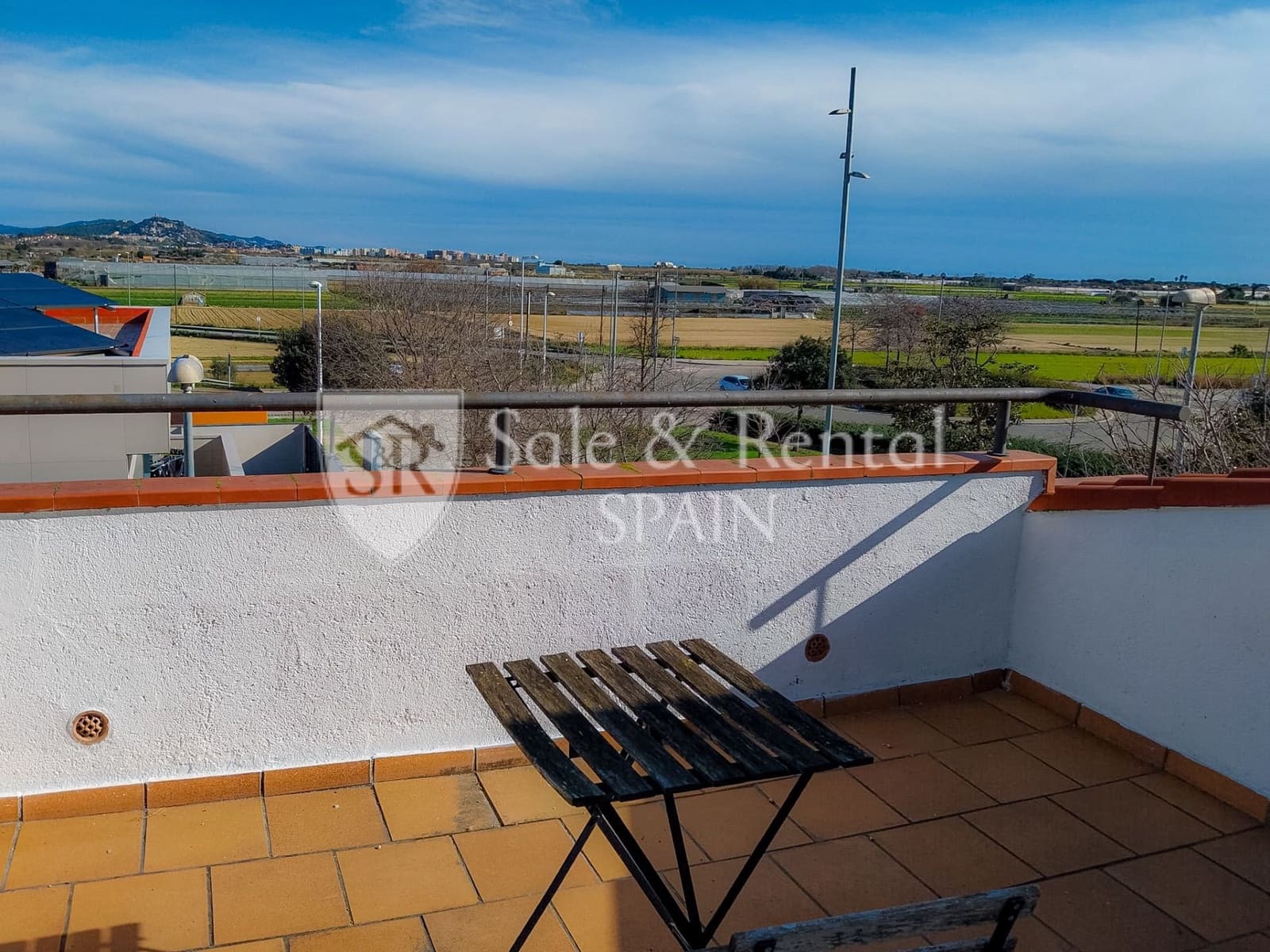5 bedroom Semi-detached Villa for sale in Malgrat de Mar with garage - € 430,000 (Ref: 9590645)