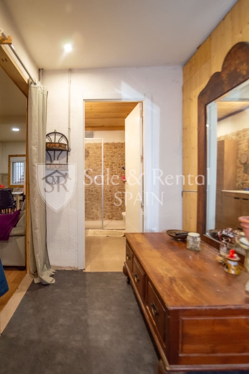 2 bedroom Flat for sale in Malgrat de Mar with garage - € 135,000 (Ref: 9590646)