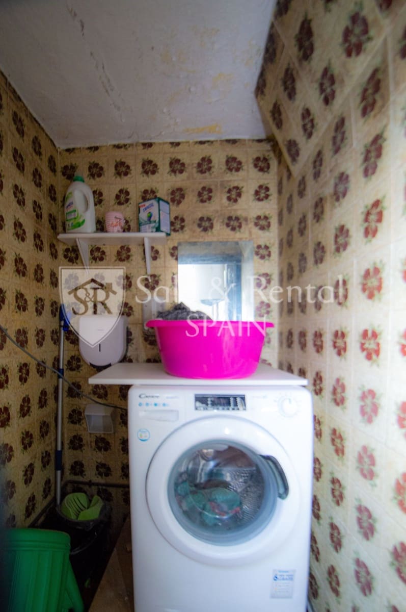 2 bedroom Flat for sale in Malgrat de Mar with garage - € 135,000 (Ref: 9590646)