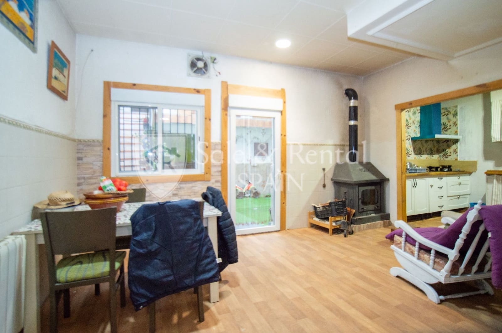 2 bedroom Flat for sale in Malgrat de Mar with garage - € 135,000 (Ref: 9590646)