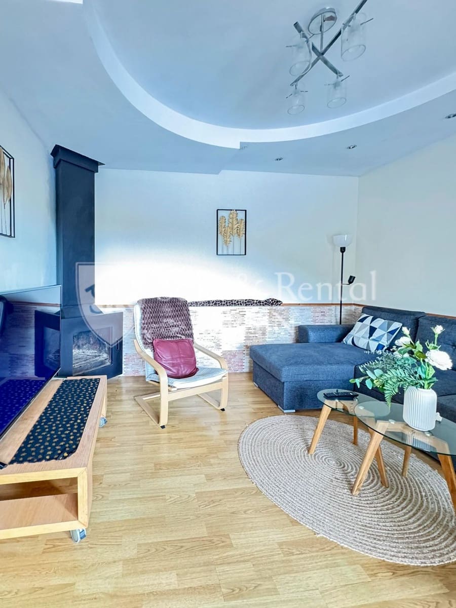 3 soveværelse Villa til salg i Lloret de Mar med swimmingpool garage - € 475.000 (Ref: 9594582)