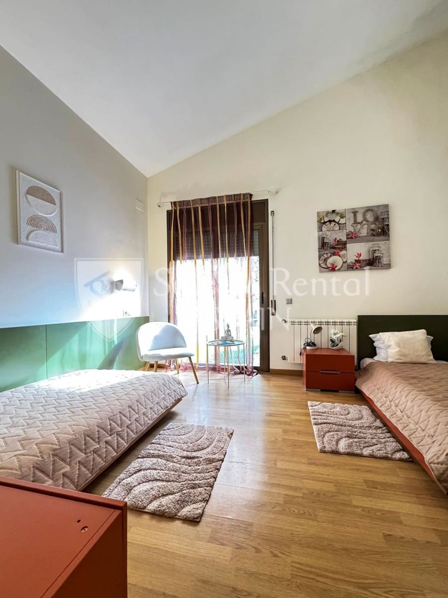 3 soveværelse Villa til salg i Lloret de Mar med swimmingpool garage - € 475.000 (Ref: 9594582)