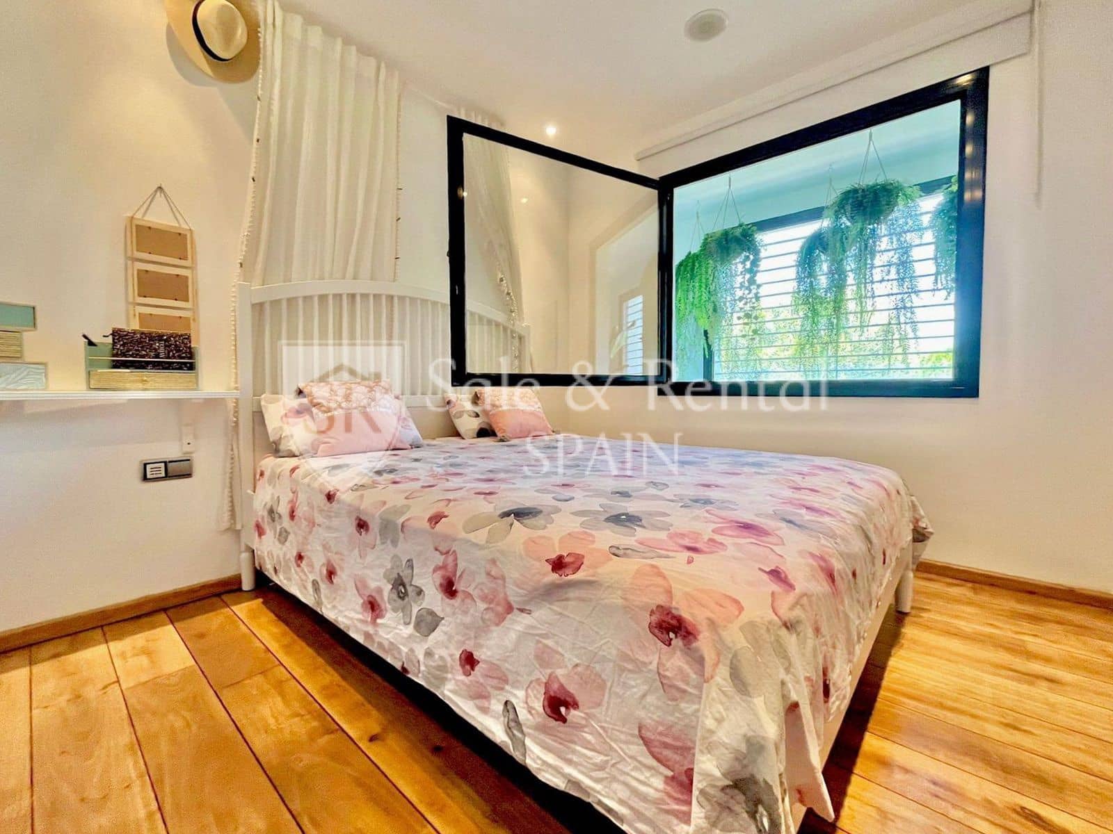 Chalet de 5 habitaciones en Blanes en venta con piscina garaje - 794.000 € (Ref: 9618880)