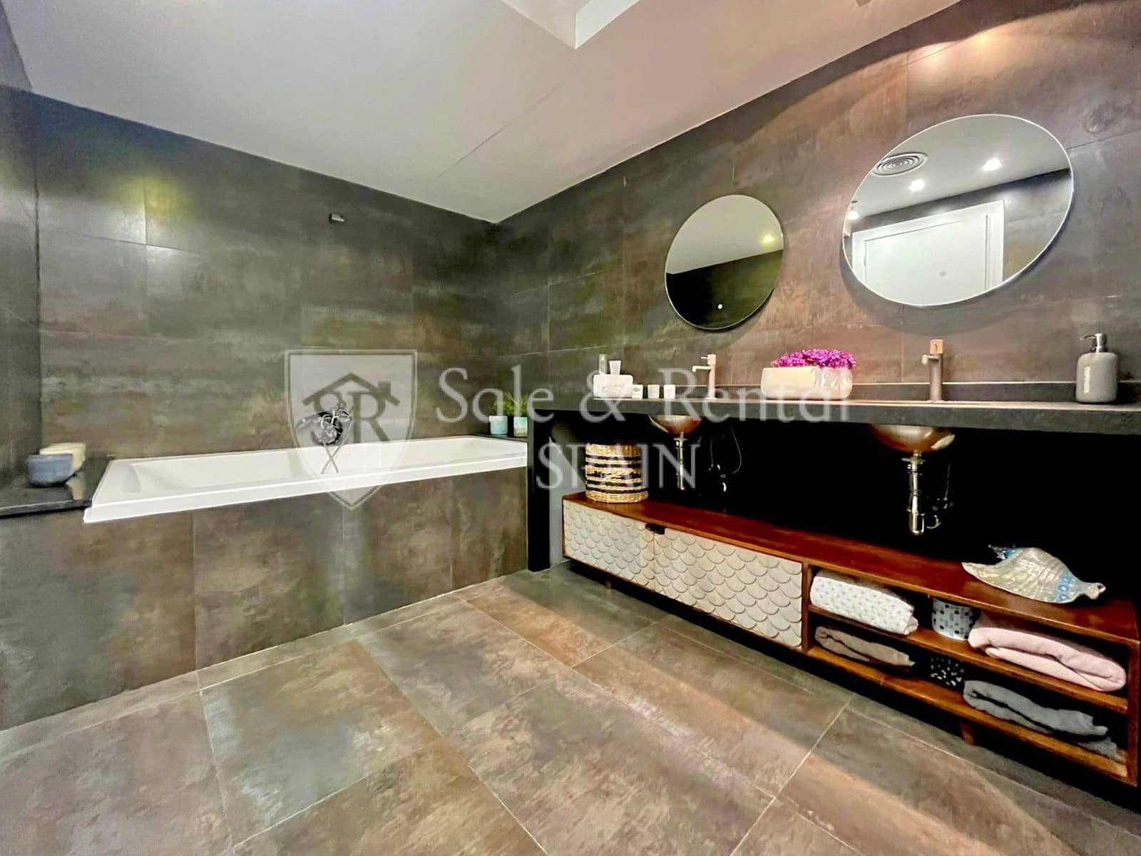 Chalet de 5 habitaciones en Blanes en venta con piscina garaje - 794.000 € (Ref: 9618880)