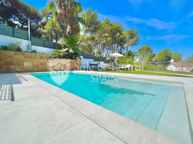 Chalet de 5 habitaciones en Blanes en venta con piscina garaje - 794.000 € (Ref: 9618880)