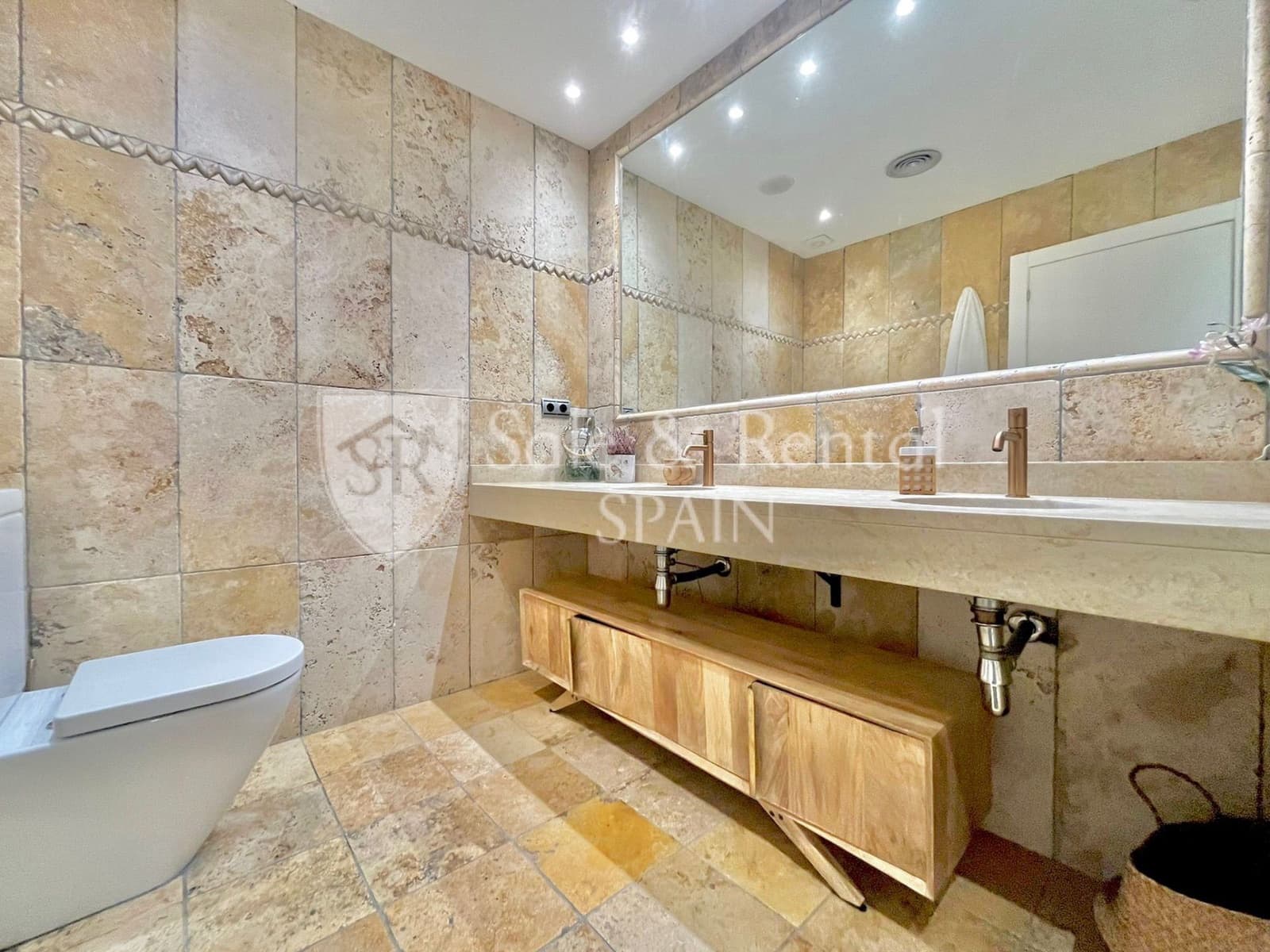 Chalet de 5 habitaciones en Blanes en venta con piscina garaje - 794.000 € (Ref: 9618880)