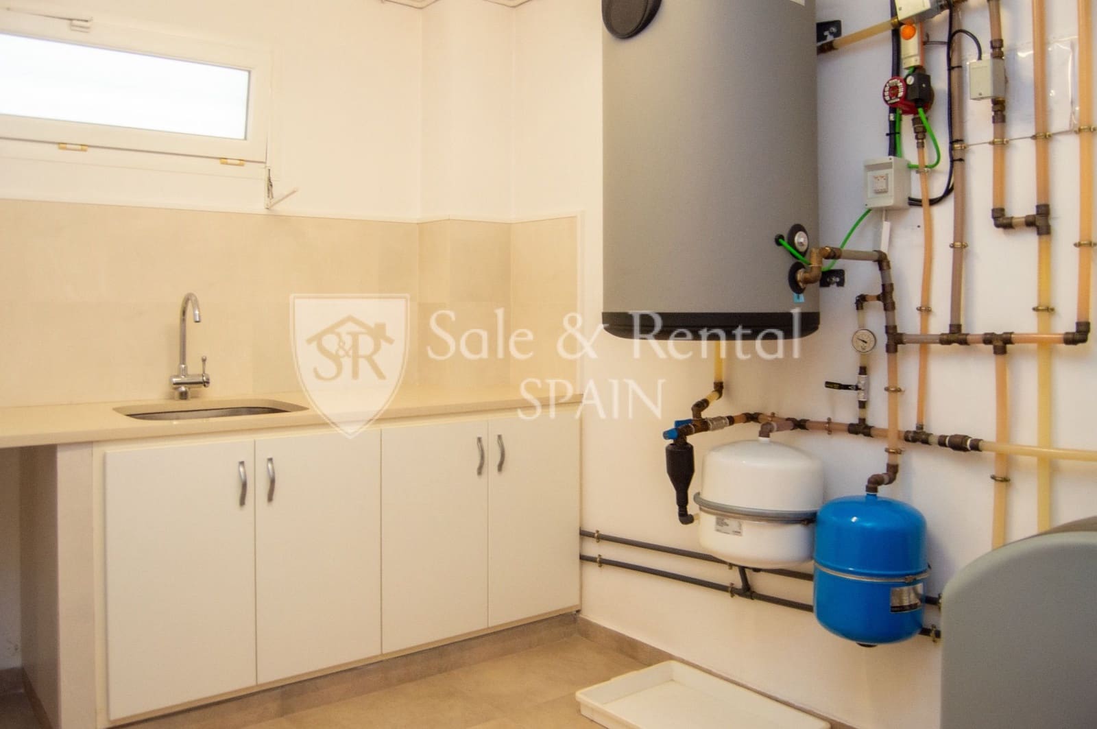 6 Zimmer Villa zu verkaufen in Lloret de Mar mit Pool - 1.270.000 € (Ref: 9618881)