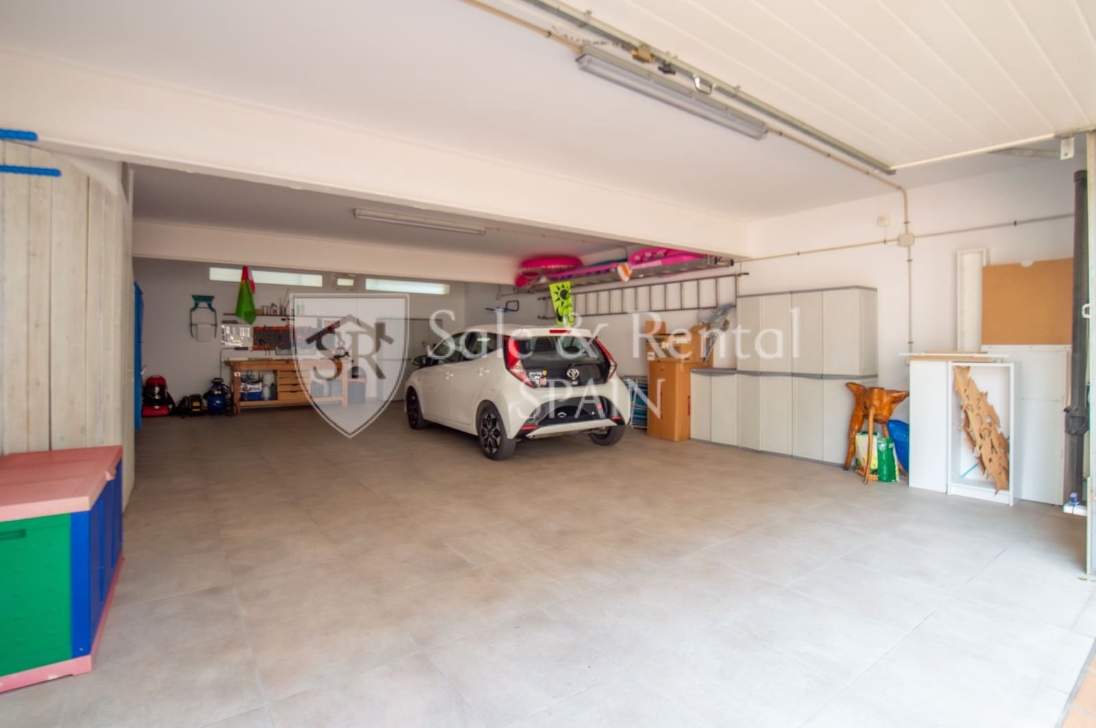 6 Zimmer Villa zu verkaufen in Lloret de Mar mit Pool - 1.270.000 € (Ref: 9618881)