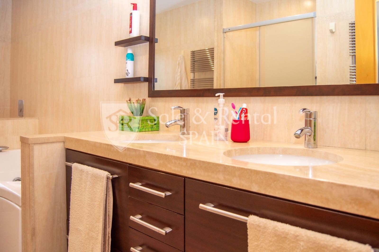 6 Zimmer Villa zu verkaufen in Lloret de Mar mit Pool - 1.270.000 € (Ref: 9618881)