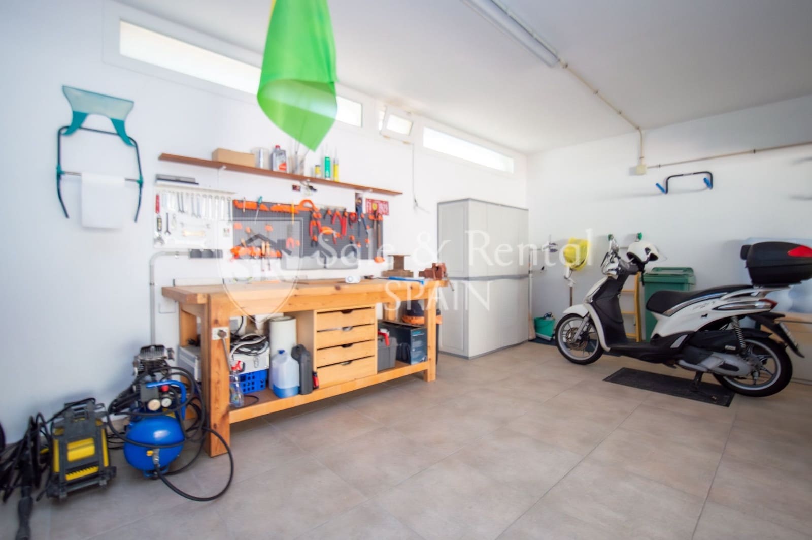 6 Zimmer Villa zu verkaufen in Lloret de Mar mit Pool - 1.270.000 € (Ref: 9618881)