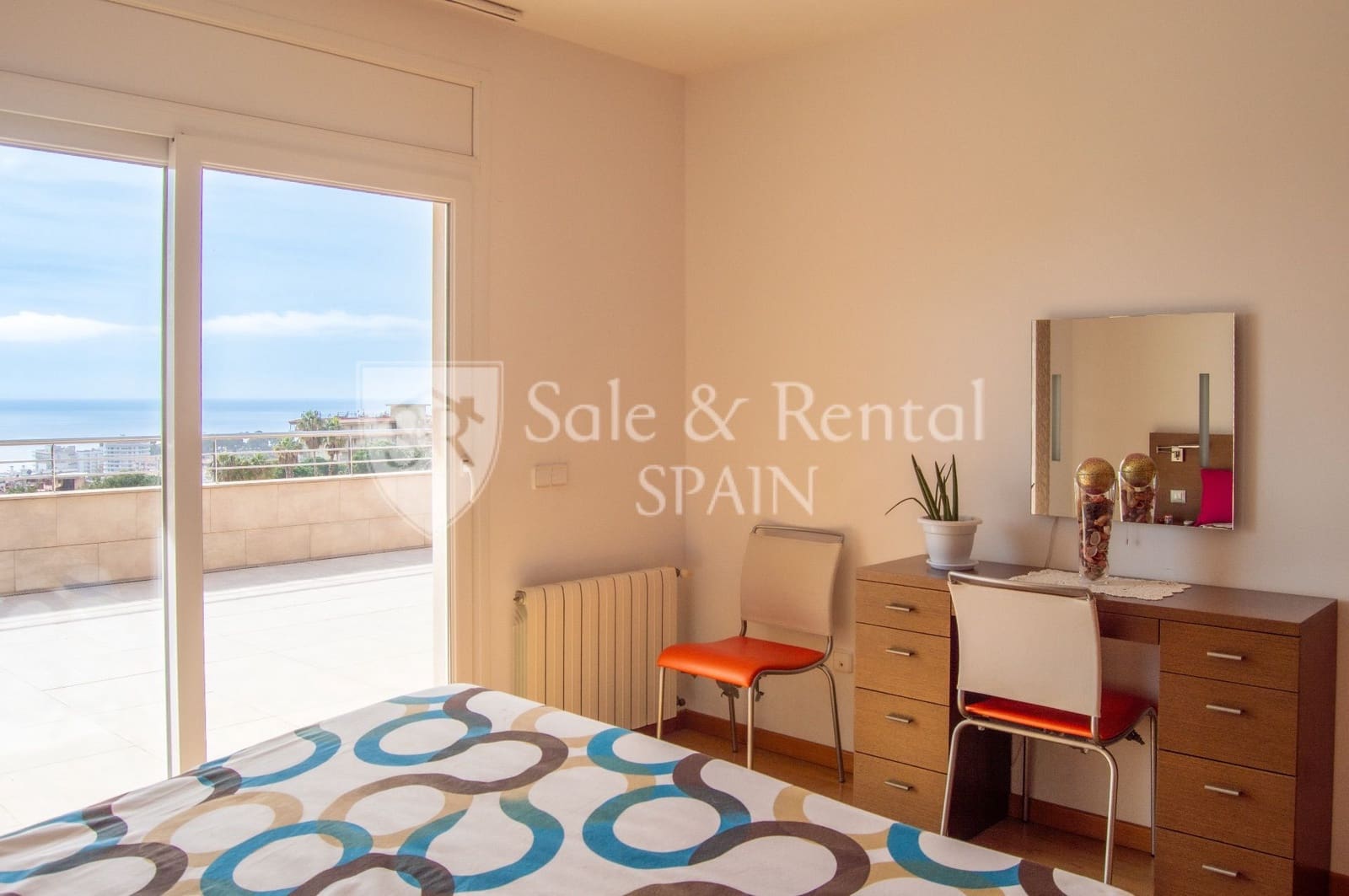 6 Zimmer Villa zu verkaufen in Lloret de Mar mit Pool - 1.270.000 € (Ref: 9618881)