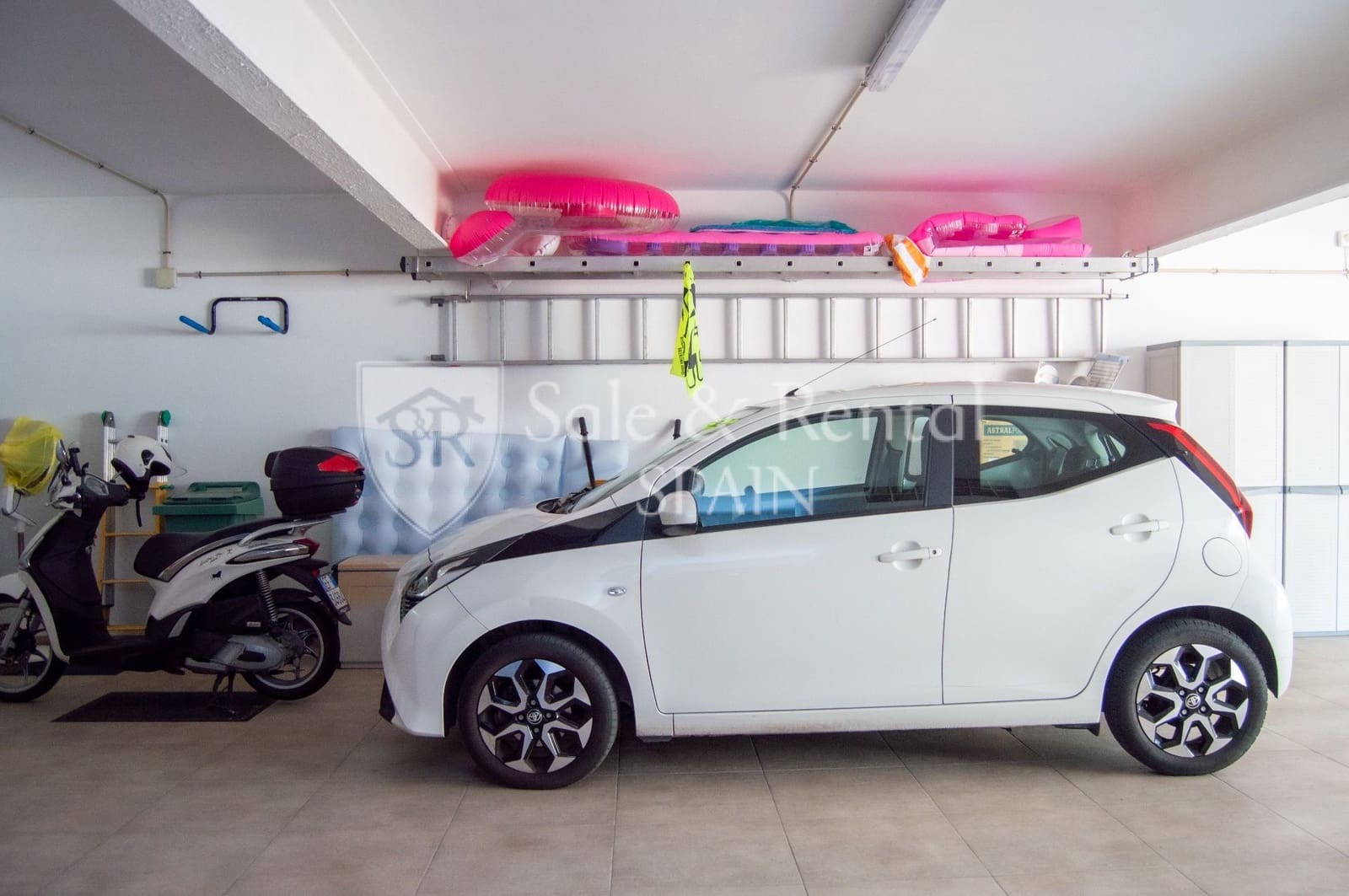 6 Zimmer Villa zu verkaufen in Lloret de Mar mit Pool - 1.270.000 € (Ref: 9618881)