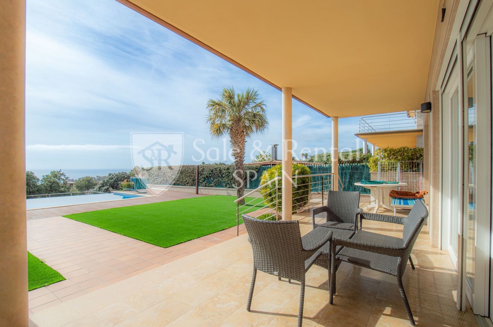 6 Zimmer Villa zu verkaufen in Lloret de Mar mit Pool - 1.270.000 € (Ref: 9618881)