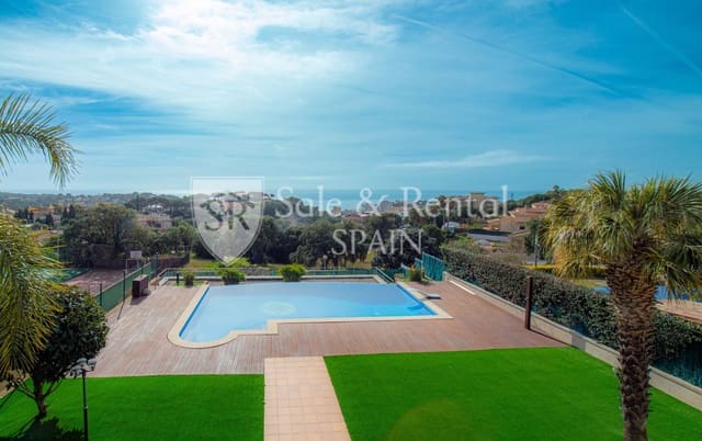 6 Zimmer Villa zu verkaufen in Roca Grossa, Lloret de Mar mit Pool - 1.270.000 € (Ref: 9618881)