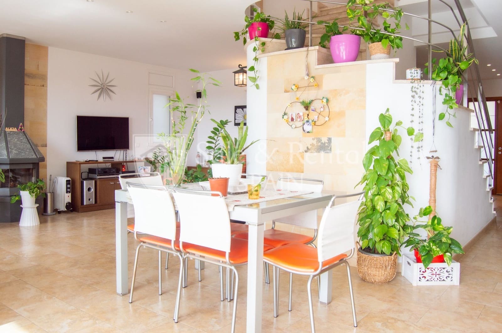 6 Zimmer Villa zu verkaufen in Lloret de Mar mit Pool - 1.270.000 € (Ref: 9618881)