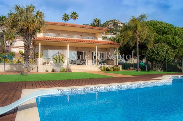 6 Zimmer Villa zu verkaufen in Roca Grossa, Lloret de Mar mit Pool - 1.270.000 € (Ref: 9618881)