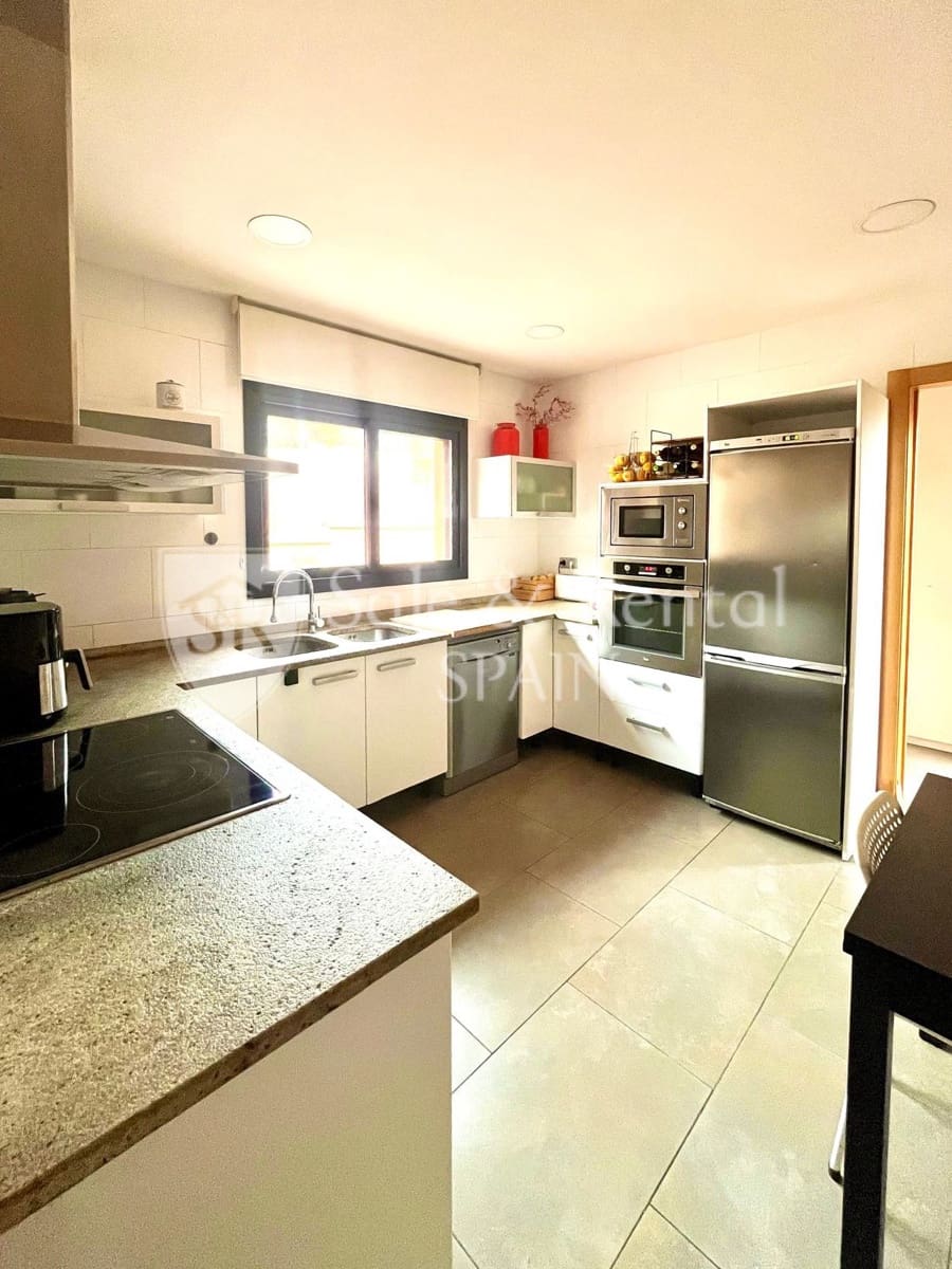 Villa till salu i Lloret de Mar med pool garage - 479 000 € (Ref: 9627144)