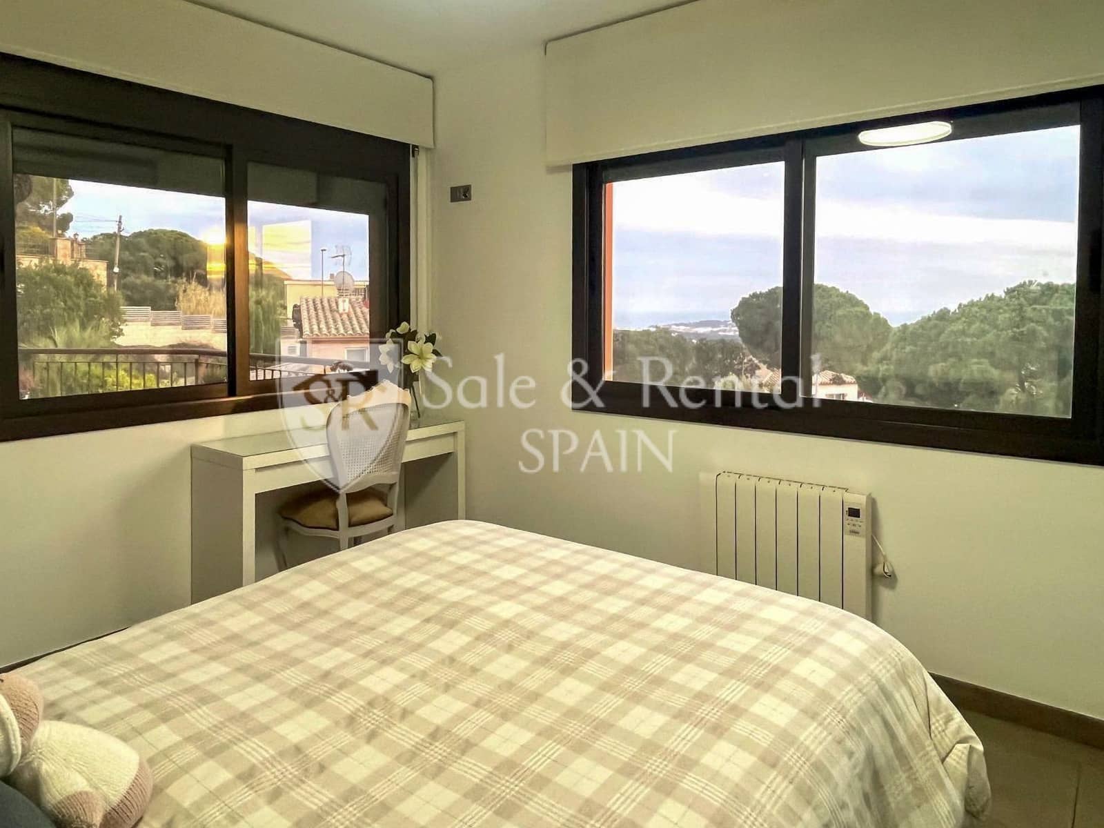 Villa till salu i Lloret de Mar med pool garage - 479 000 € (Ref: 9627144)