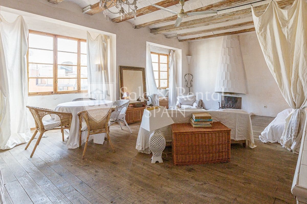 Piso de 3 habitaciones en Barcelona ciudad en venta - 2.950.000 € (Ref: 9636302)