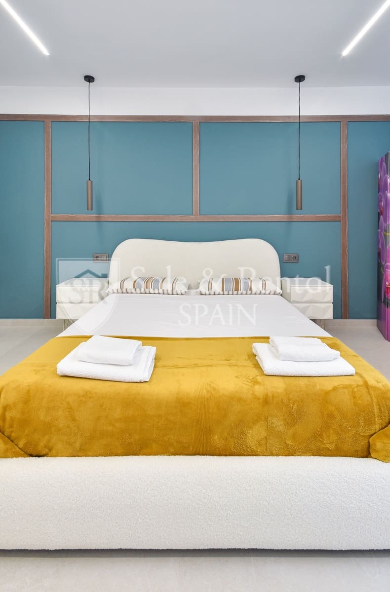 Chalet de 9 habitaciones en Lloret de Mar en venta con piscina - 1.190.000 € (Ref: 9643707)