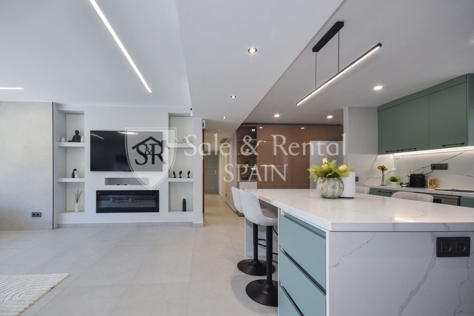 Chalet de 9 habitaciones en Lloret de Mar en venta con piscina - 1.190.000 € (Ref: 9643707)