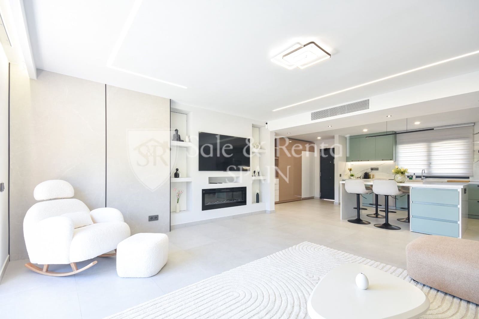 Chalet de 9 habitaciones en Lloret de Mar en venta con piscina - 1.190.000 € (Ref: 9643707)