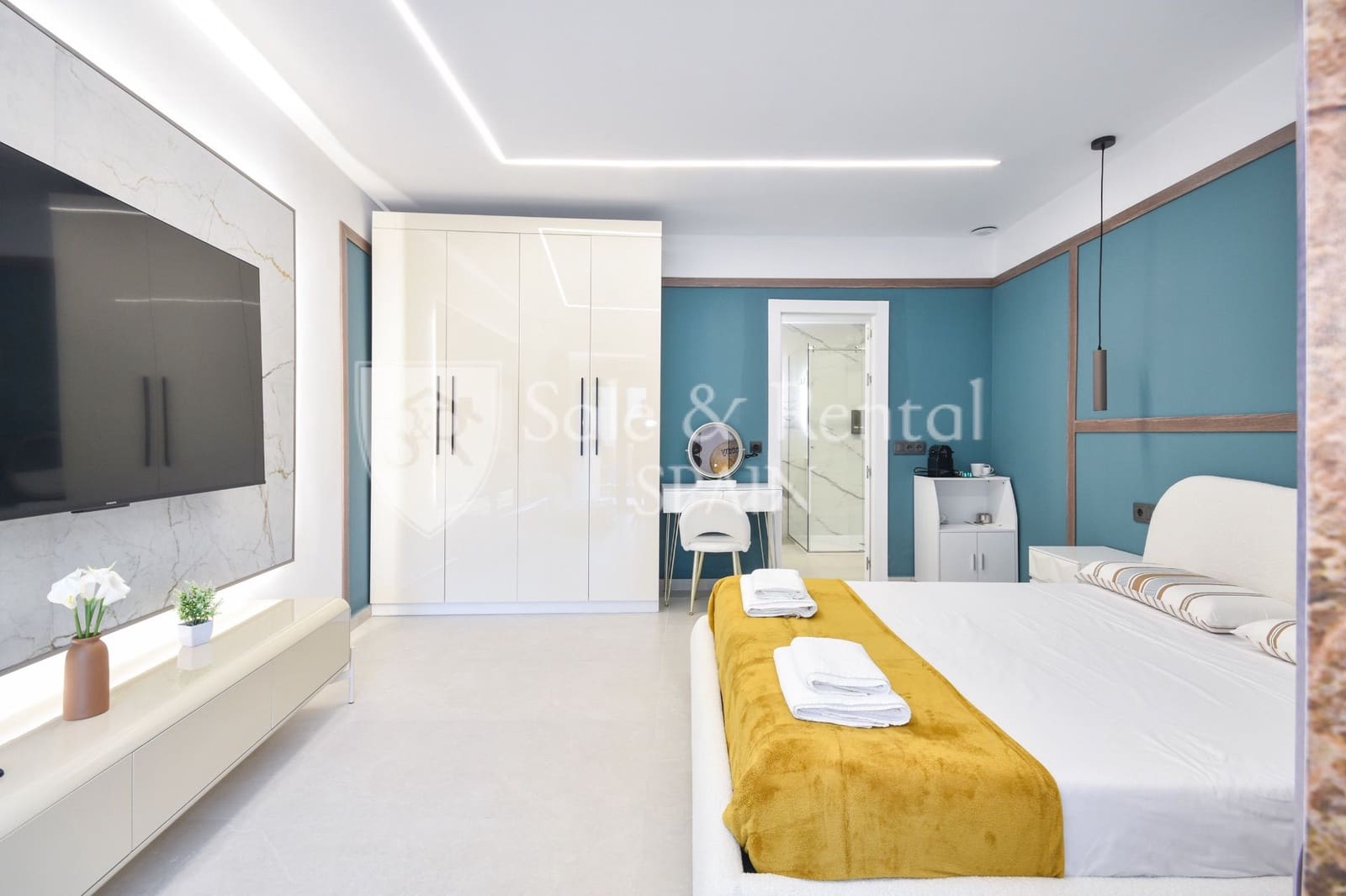 Chalet de 9 habitaciones en Lloret de Mar en venta con piscina - 1.190.000 € (Ref: 9643707)