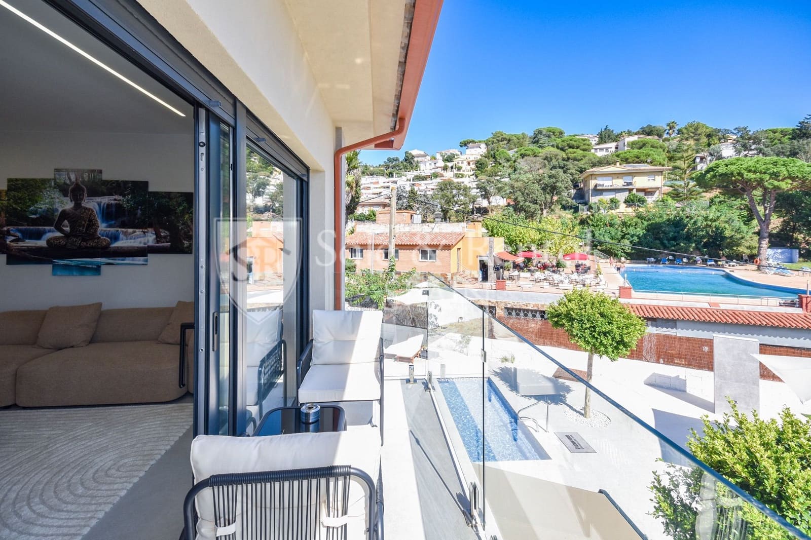 Chalet de 9 habitaciones en Lloret de Mar en venta con piscina - 1.190.000 € (Ref: 9643707)
