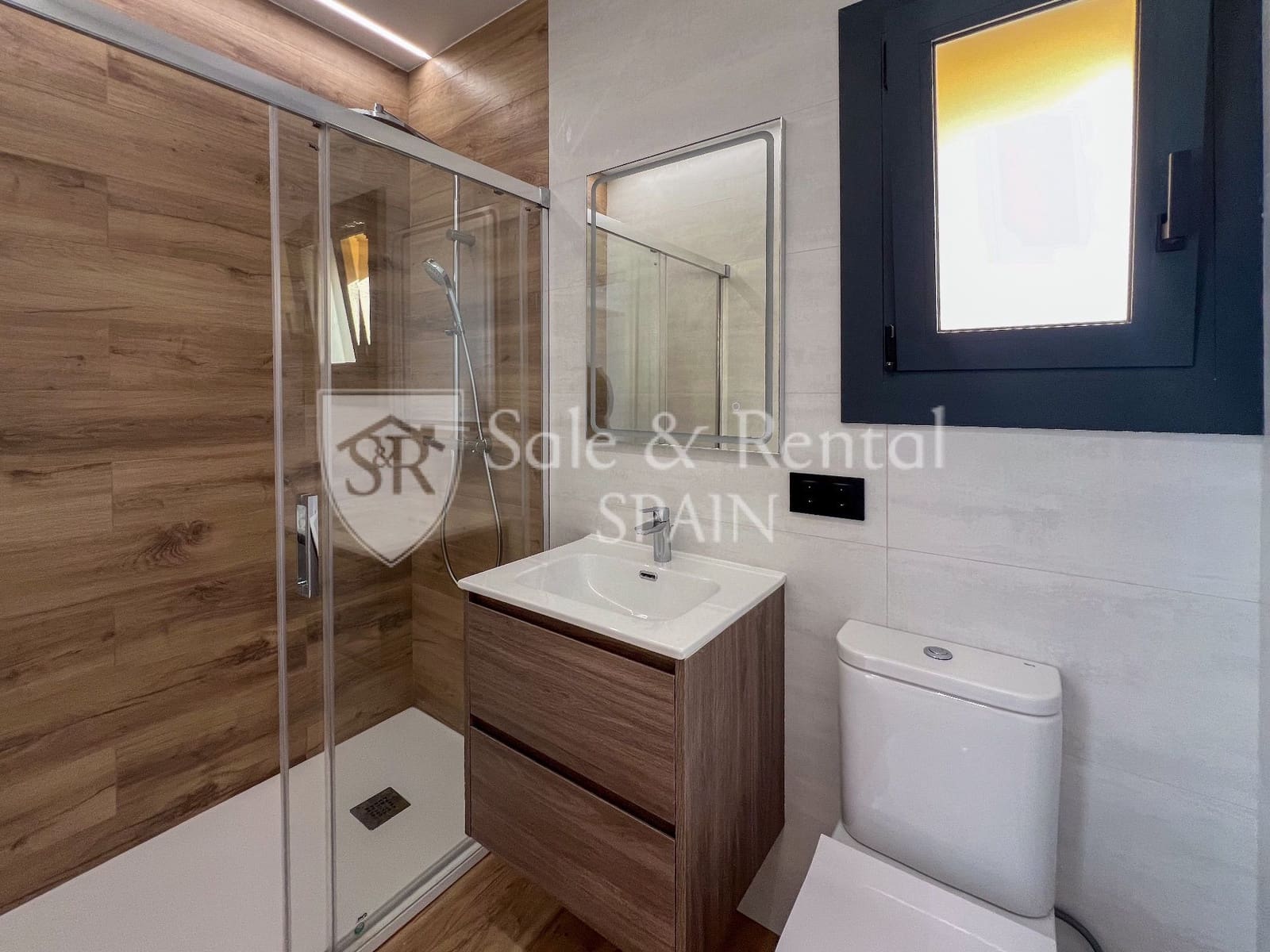 3 bedroom Villa for sale in Sant Feliu de Guixols - € 560,000 (Ref: 9651108)