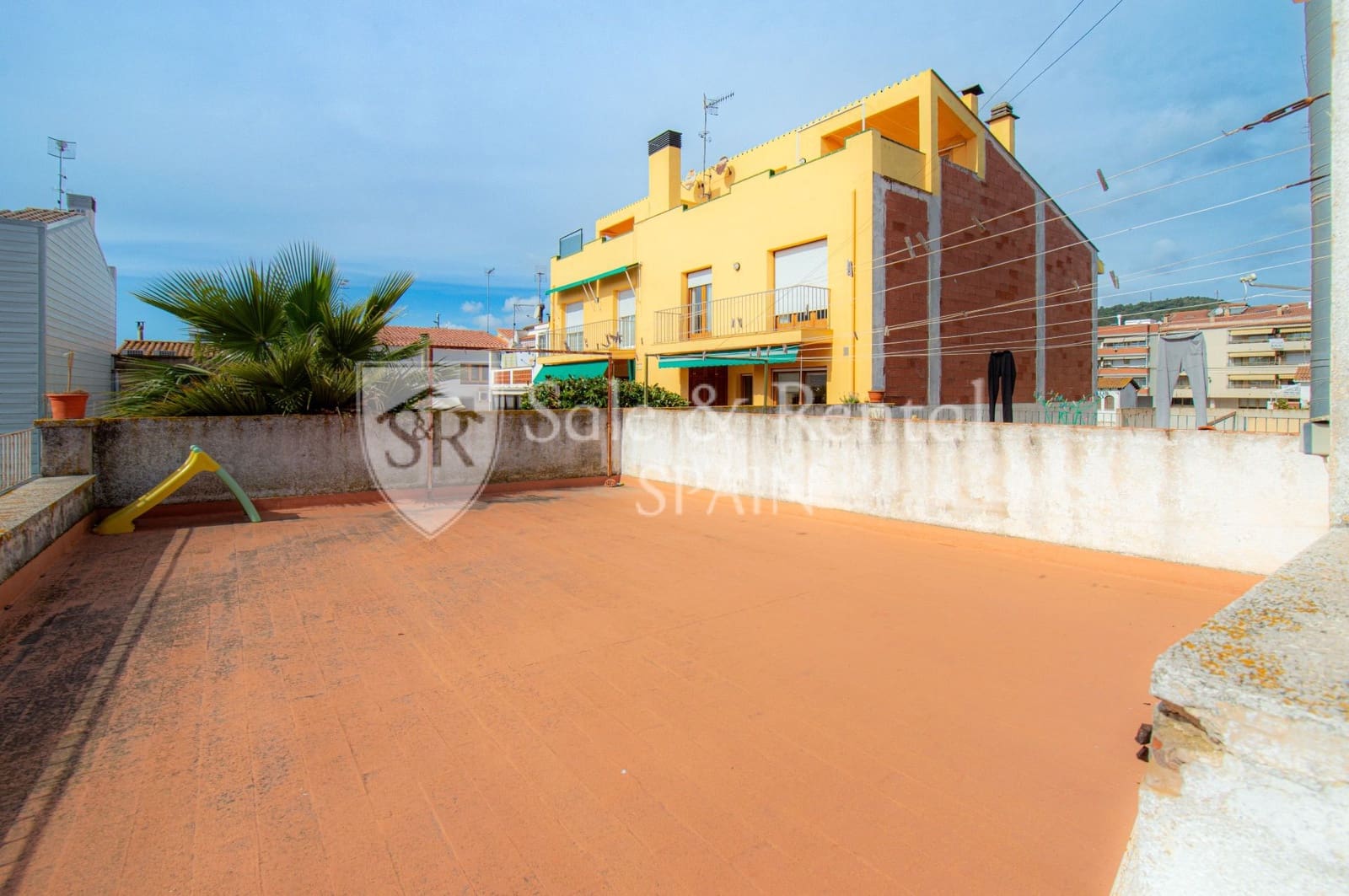 Pareado de 4 habitaciones en Malgrat de Mar en venta con garaje - 470.000 € (Ref: 9665795)