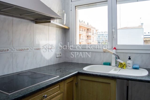 4 Zimmer Doppelhaus zu verkaufen in Malgrat de Mar mit Garage - 330.000 € (Ref: 9669881)