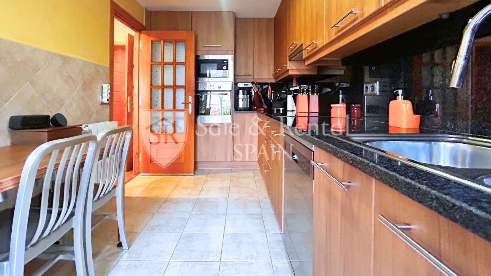 3 bedroom Flat for sale in Sant Feliu de Guixols with garage - € 279,000 (Ref: 9669882)