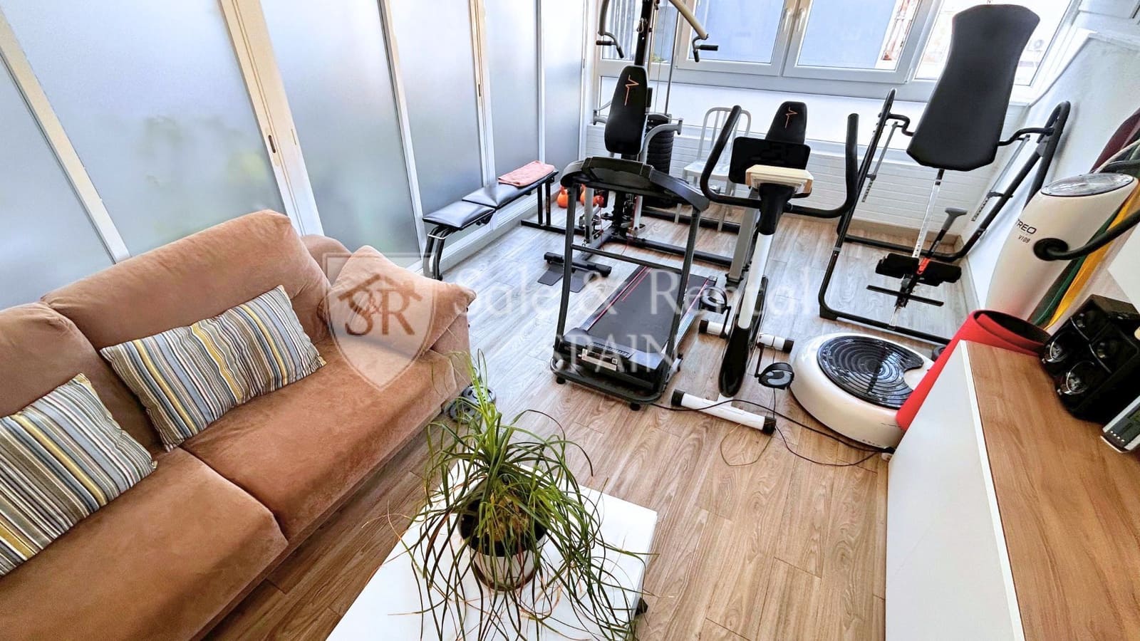 3 bedroom Flat for sale in Sant Feliu de Guixols with garage - € 279,000 (Ref: 9669882)