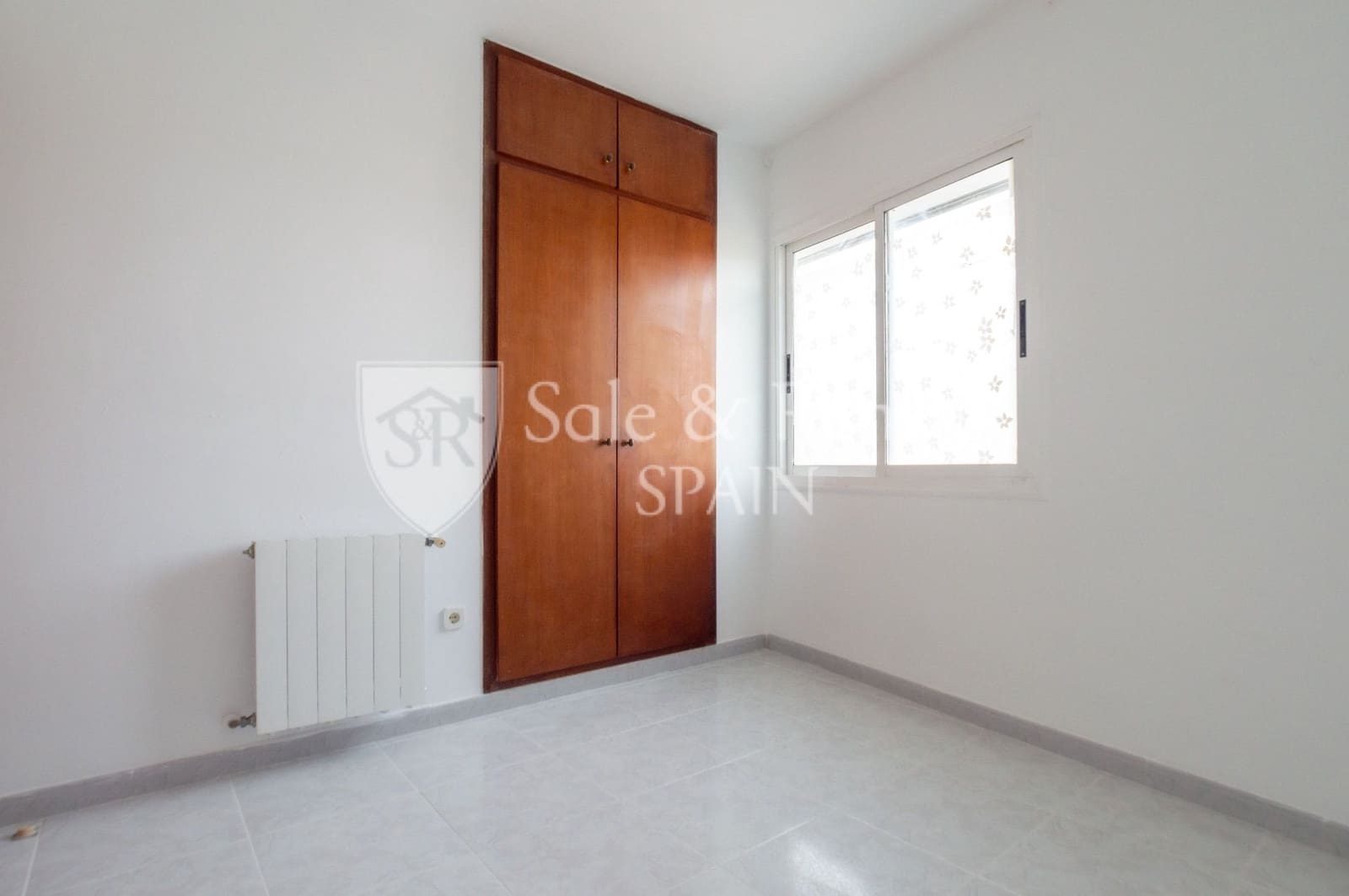 3 bedroom Flat for sale in Blanes with garage - € 237,000 (Ref: 9679406)