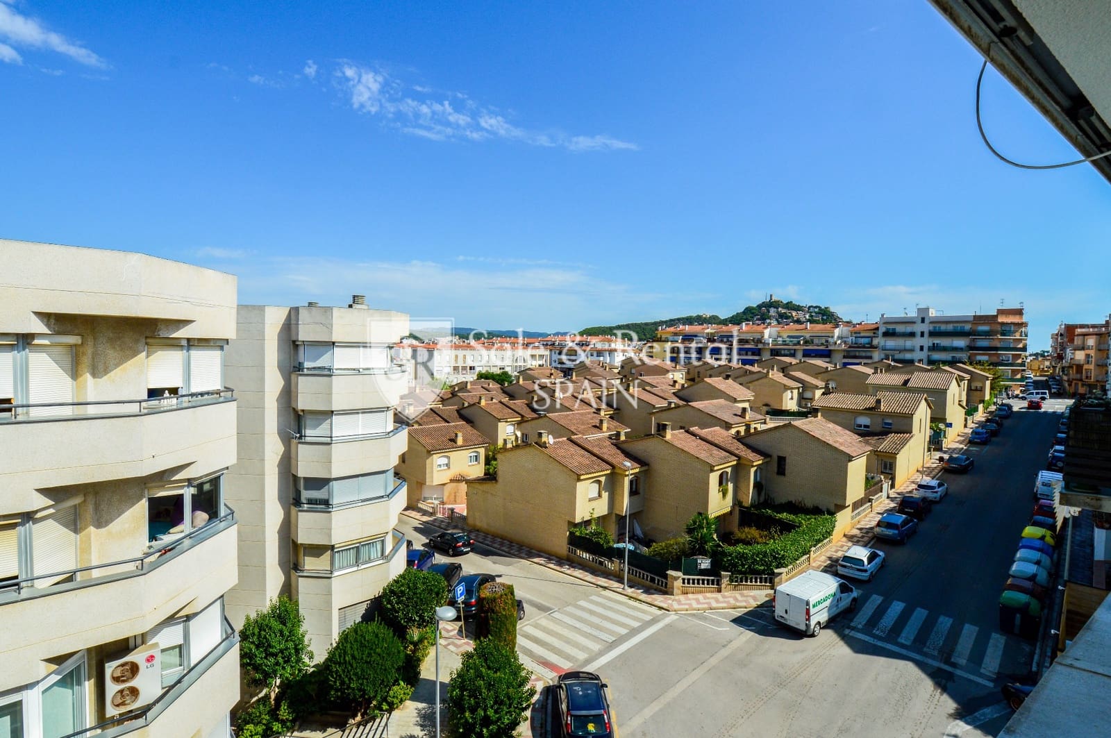 3 bedroom Flat for sale in Blanes with garage - € 237,000 (Ref: 9679406)
