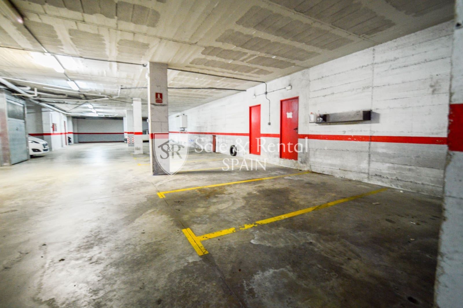 3 bedroom Flat for sale in Blanes with garage - € 237,000 (Ref: 9679406)