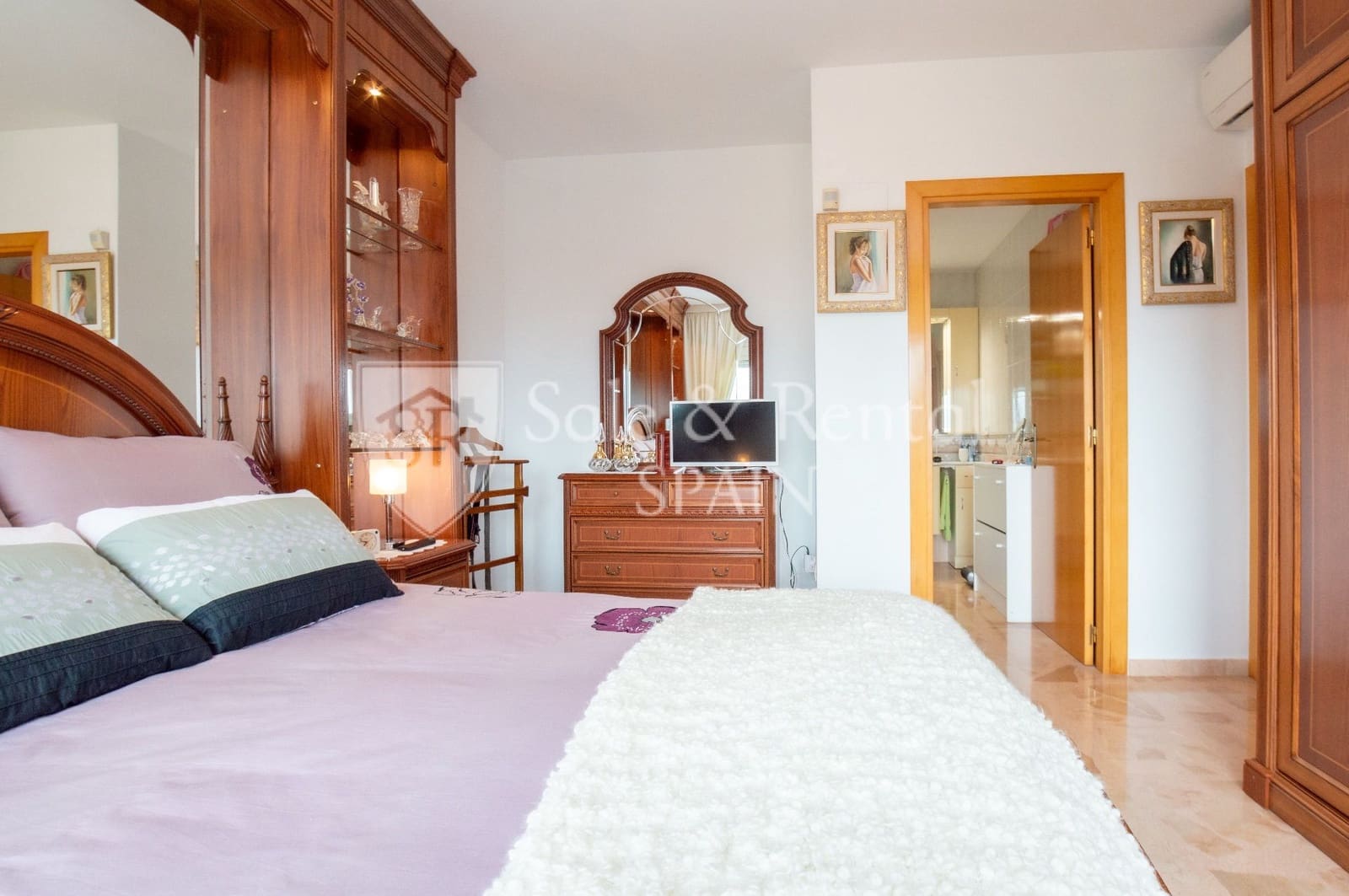 5 Zimmer Villa zu verkaufen in Lloret de Mar mit Pool Garage - 949.000 € (Ref: 9697999)