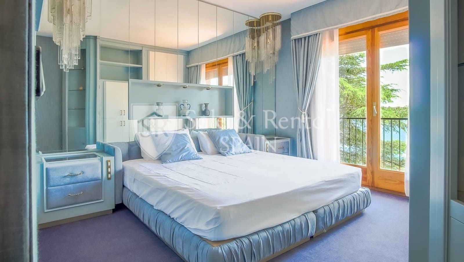 4 bedroom Villa for sale in Blanes with garage - € 850,000 (Ref: 9700386)