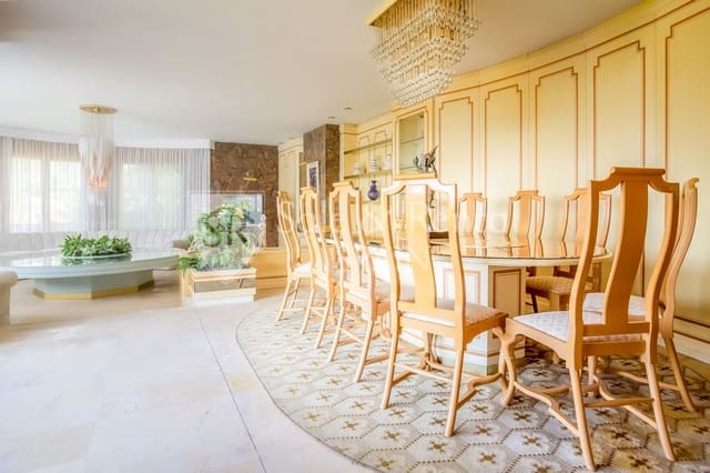 4 chambre Villa/Maison à vendre à Blanes avec garage - 850 000 € (Ref: 9700386)