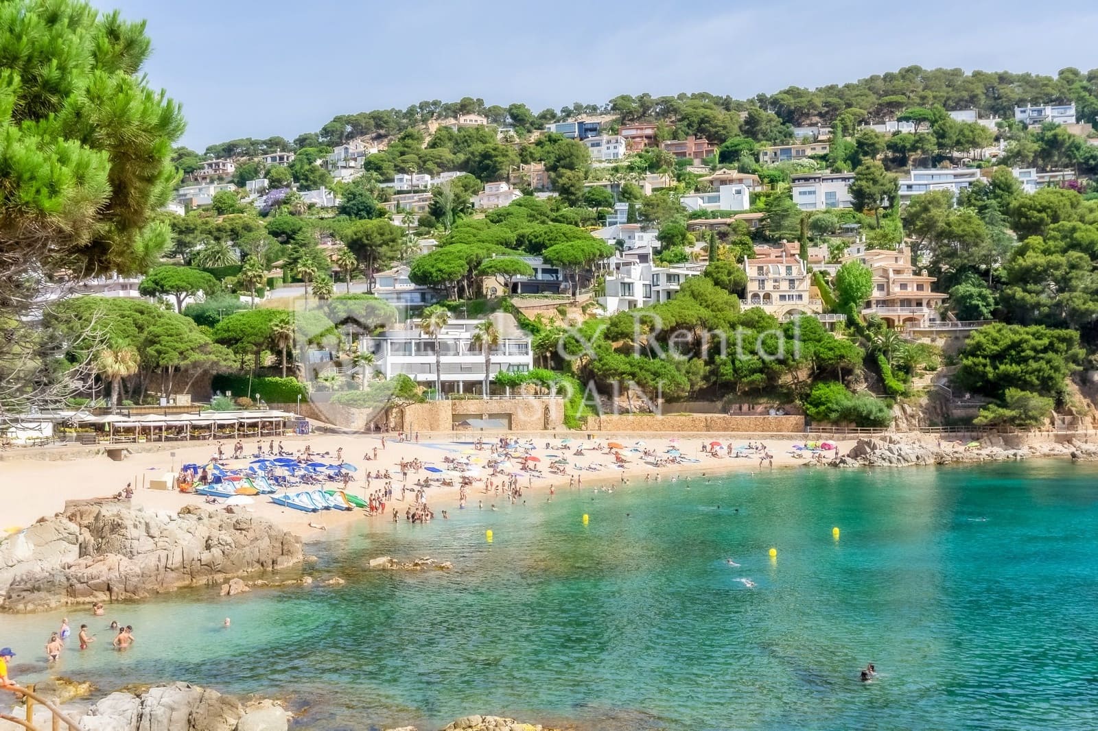 4 bedroom Villa for sale in Blanes with garage - € 850,000 (Ref: 9700386)