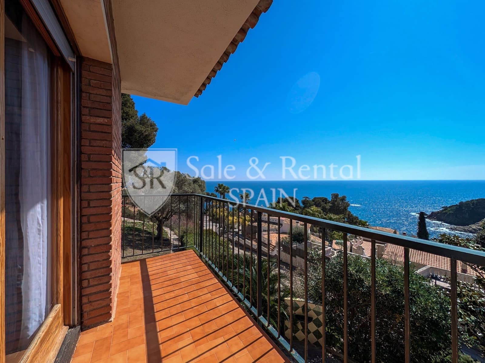 4 slaapkamer Villa te koop in Blanes met garage - € 850.000 (Ref: 9700386)