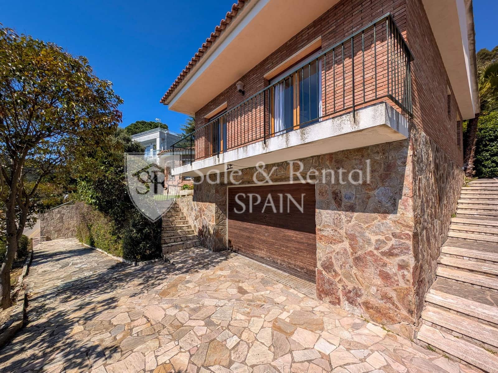4 slaapkamer Villa te koop in Blanes met garage - € 850.000 (Ref: 9700386)