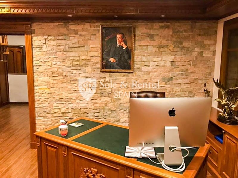 Chalet de 6 habitaciones en Lloret de Mar en venta con piscina garaje - 790.000 € (Ref: 9731639)