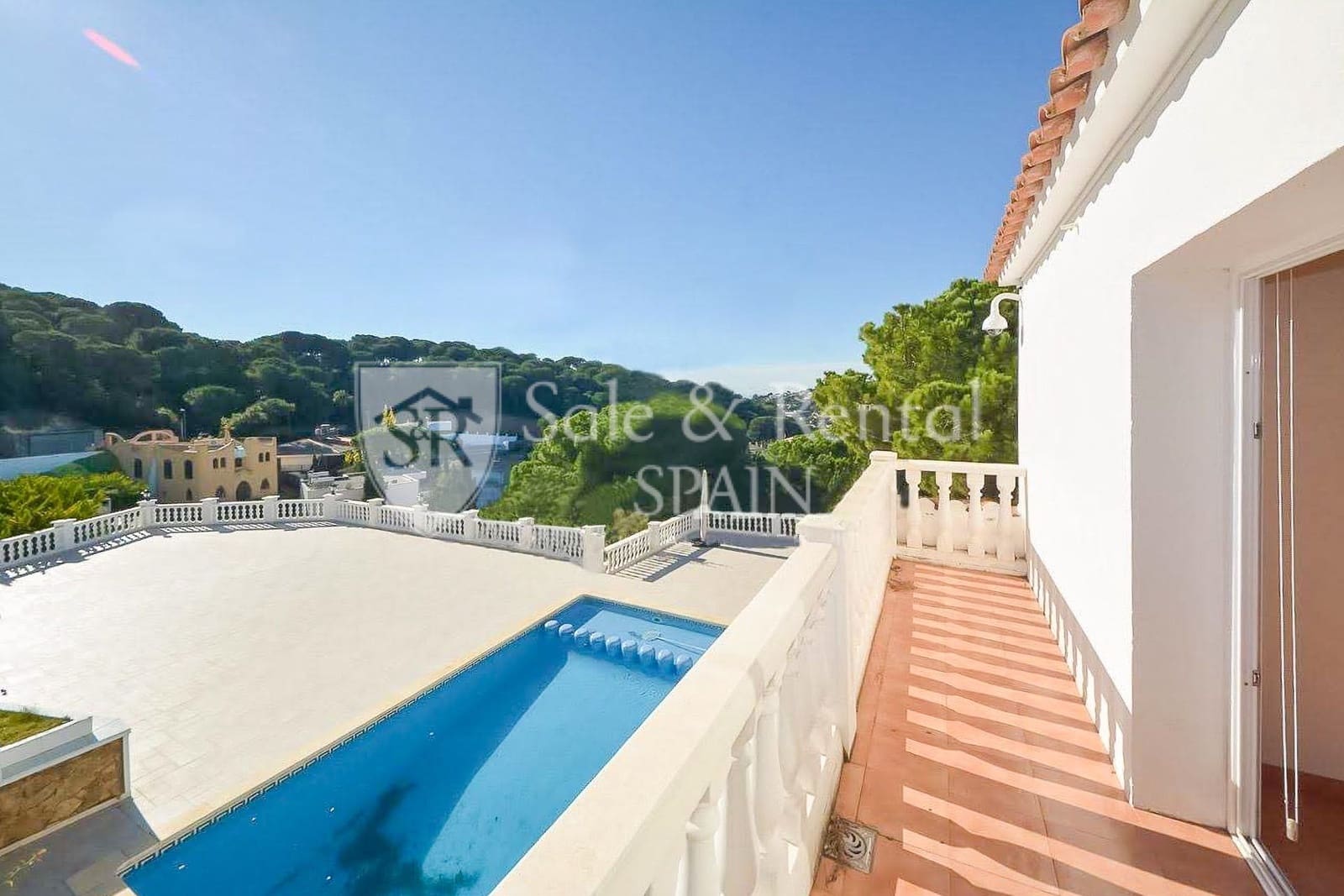 5 quarto Moradia para venda em Lloret de Mar com piscina garagem - 530 000 € (Ref: 9735074)