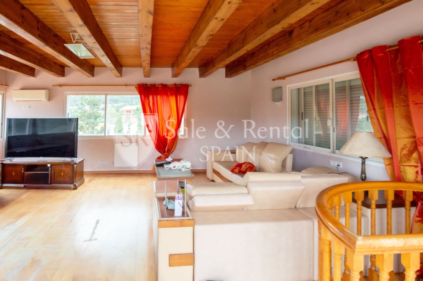 5 bedroom Villa for sale in Lloret de Mar with pool garage - € 530,000 (Ref: 9735074)