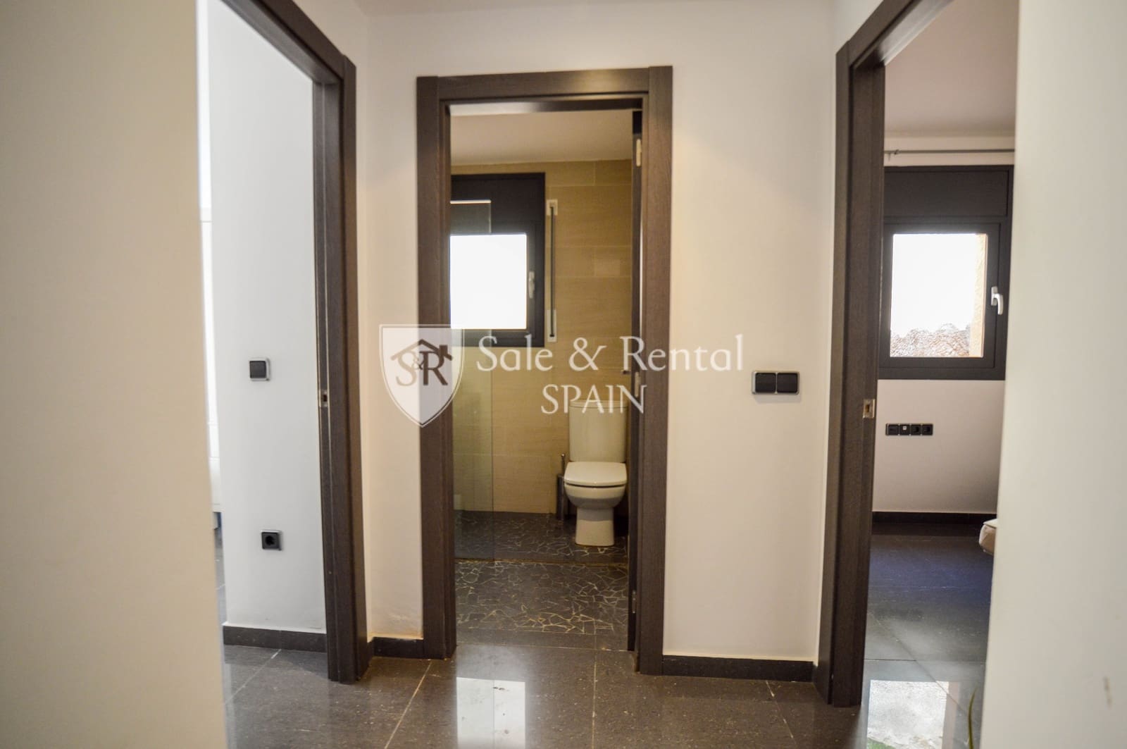 4 chambre Villa/Maison à vendre à Lloret de Mar avec garage - 550 000 € (Ref: 9737876)