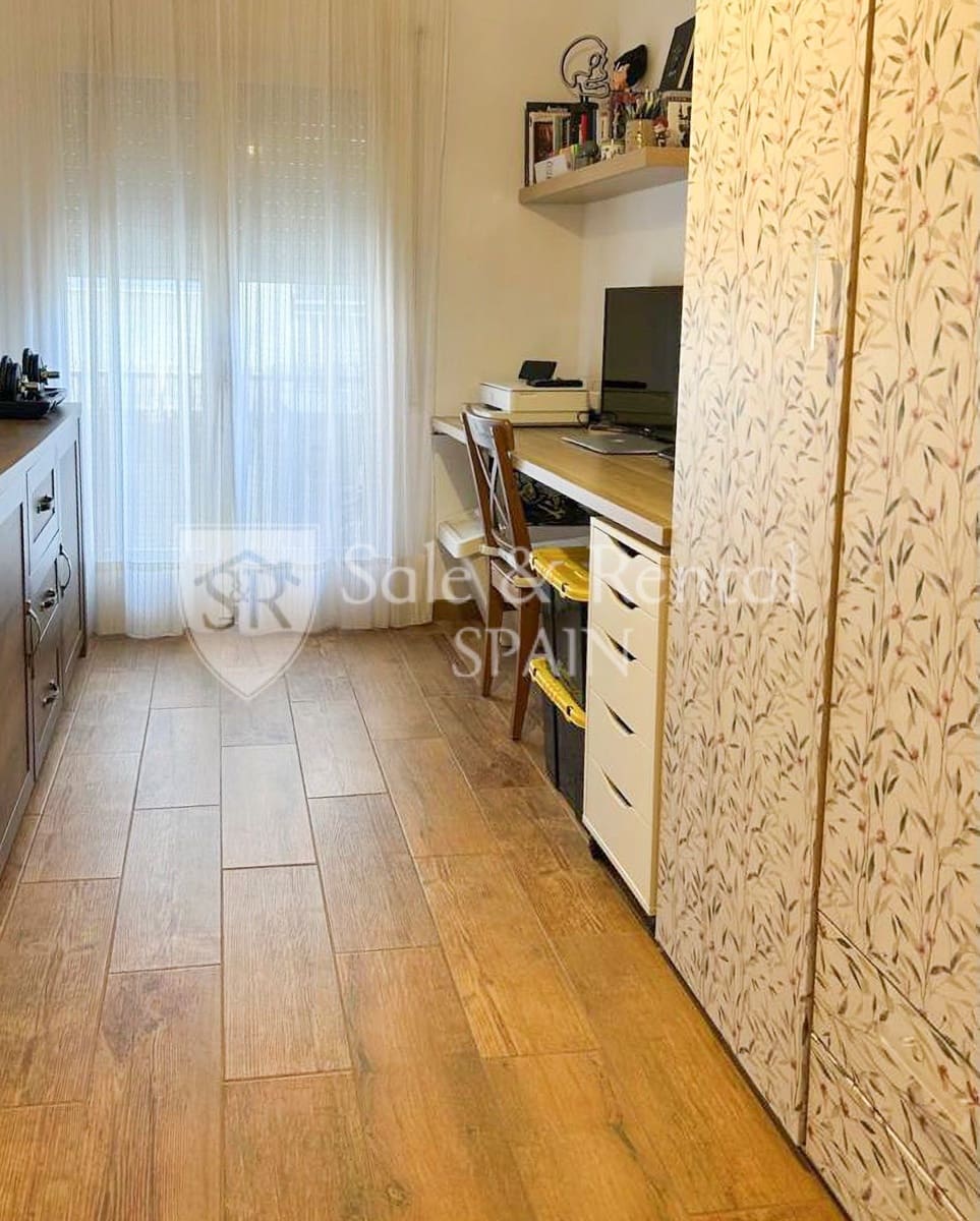 4 quarto Apartamento para venda em Blanes com garagem - 317 000 € (Ref: 9763478)