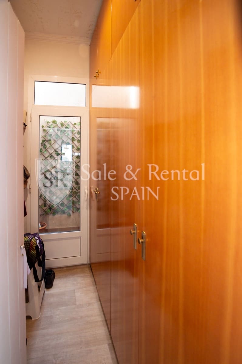 4 soverom Leilighet til salgs i Cassa de la Selva - € 189 000 (Ref: 9777607)