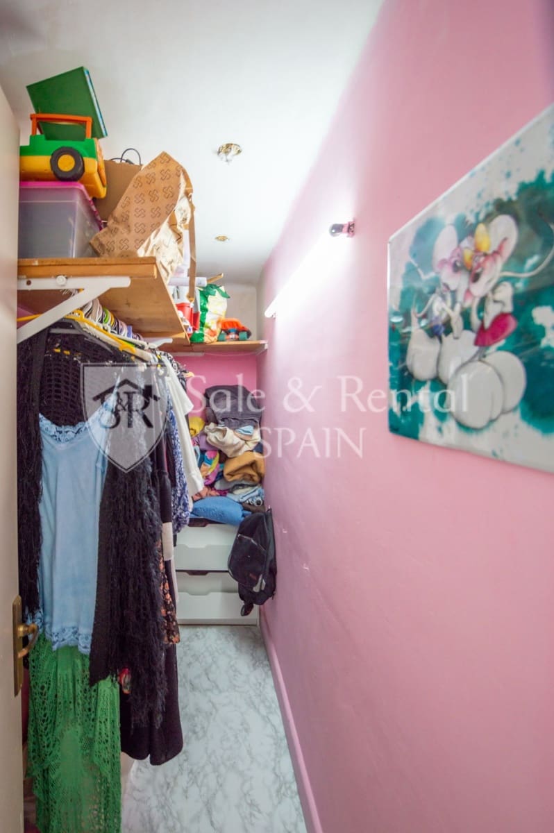 4 soverom Leilighet til salgs i Cassa de la Selva - € 189 000 (Ref: 9777607)